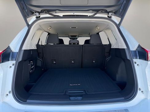 New 2026 Nissan Rogue SV image 9