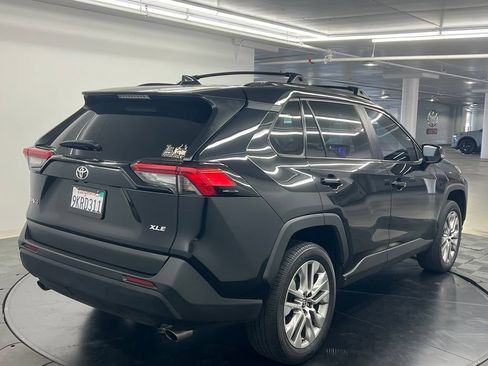 Used 2024 Toyota RAV4 XLE Premium FWD image 5