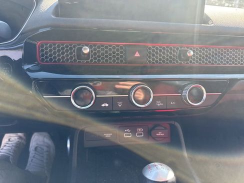 Used 2024 Honda Civic Si image 4