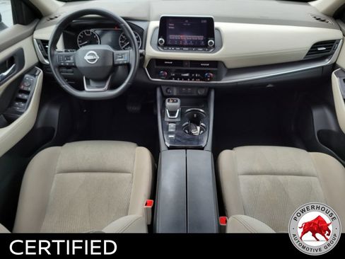 Used 2025 Nissan Rogue SV FWD image 19