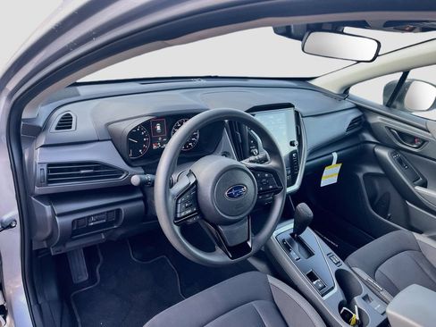 Used 2025 Subaru Crosstrek 2.5i Premium AWD/4WD image 9