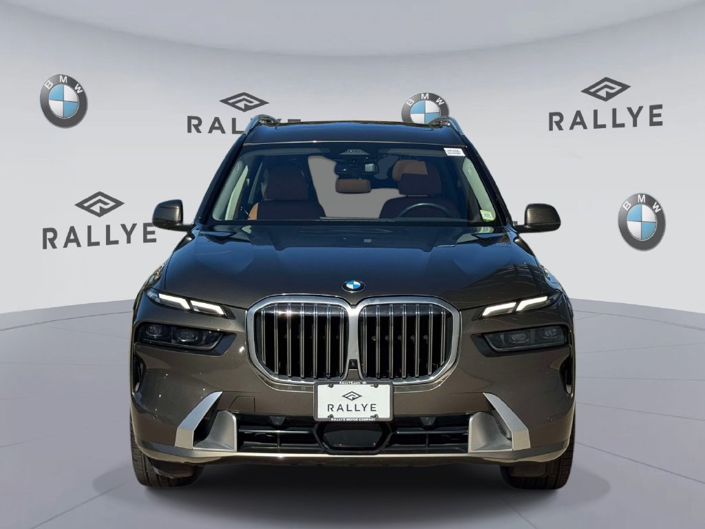 Certified 2024 BMW X7 xDrive40i w/ Climate Comfort Package AWD/4WD image 2