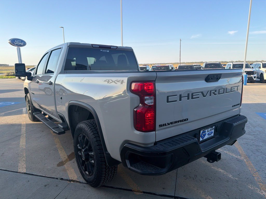 Used 2026 Chevrolet Silverado 2500 Custom AWD/4WD image 6