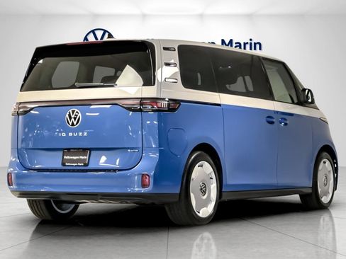 New 2025 Volkswagen ID. Buzz 1st Edition image 5