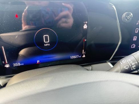 Used 2025 Chevrolet TrailBlazer LT image 40