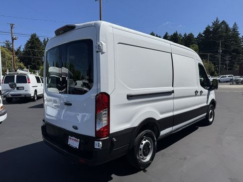 Used 2019 Ford Transit 250 148 Medium Roof RWD image 6