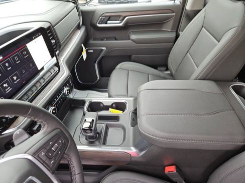 New 2026 GMC Sierra 1500 SLT w/ SLT Premium Package image 28