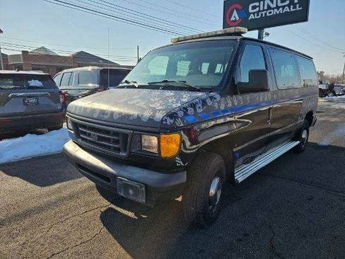 Used 2003 Ford E-350 and Econoline 350 XL image 1
