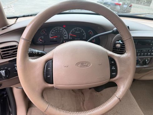 Used 1999 Ford F150 Lariat RWD image 12