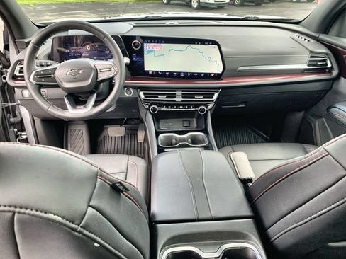 Certified 2025 Chevrolet Traverse Z71 AWD/4WD image 20
