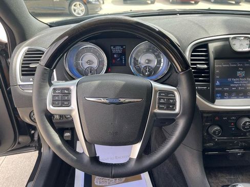 Used 2012 Chrysler 300 Limited w/ Luxury Group RWD image 27
