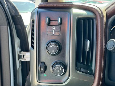 Used 2015 Chevrolet Silverado 3500 High Country w/ Duramax Plus Package AWD/4WD image 12