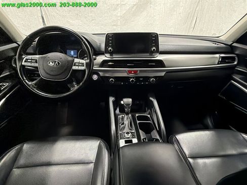 Used 2021 Kia Telluride LX AWD/4WD image 6