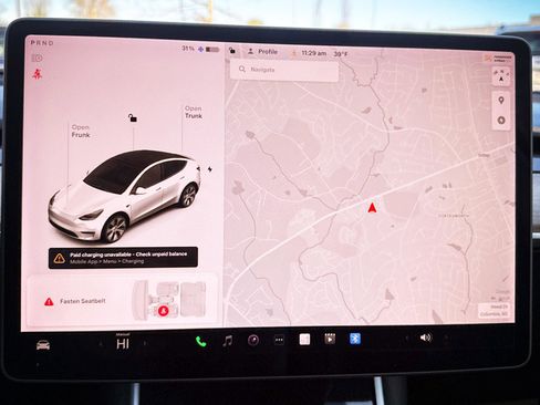 Used 2020 Tesla Model Y Long Range image 26