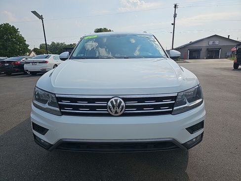 Used 2019 Volkswagen Tiguan SEL w/ 3rd Row Seat Package AWD/4WD image 8