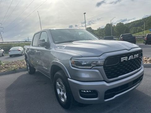 Used 2025 RAM 1500 Big Horn AWD/4WD image 10