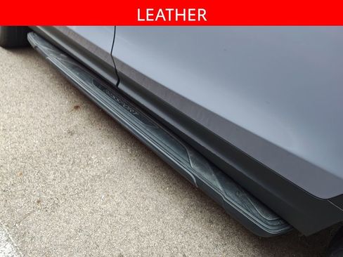 Used 2025 Honda Passport EX-L image 5