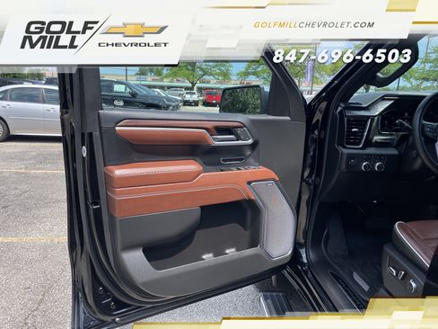 Used 2025 GMC Sierra 1500 Denali Ultimate AWD/4WD image 11