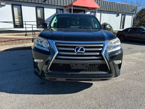 Used 2015 Lexus GX 460 image 3
