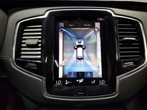 Used 2021 Volvo XC90 T8 Inscription image 44