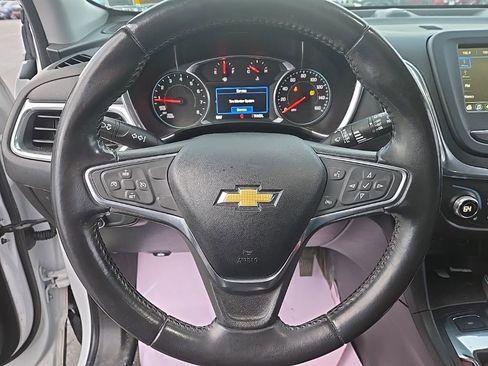 Used 2019 Chevrolet Equinox LT image 16