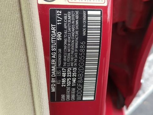 Used 2013 Mercedes-Benz C 300 4MATIC Sedan image 29