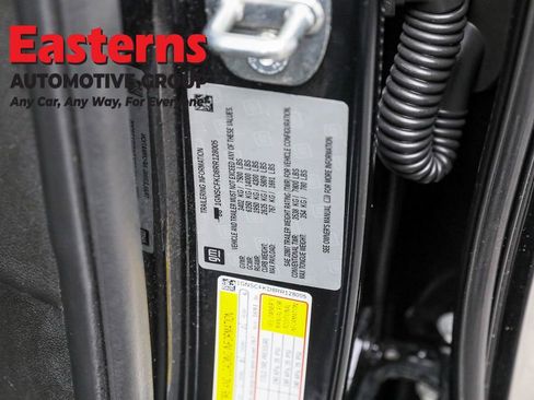 Used 2024 Chevrolet Suburban Premier RWD image 39