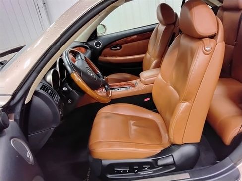 Used 2005 Lexus SC 430 Convertible image 10