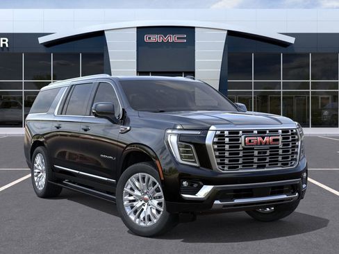 New 2026 GMC Yukon XL Denali w/ Denali Reserve Package AWD/4WD image 7