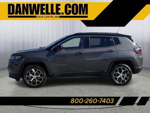 Used 2024 Jeep Compass Limited AWD/4WD image 1