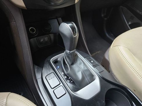 Used 2017 Hyundai Santa Fe Sport image 27