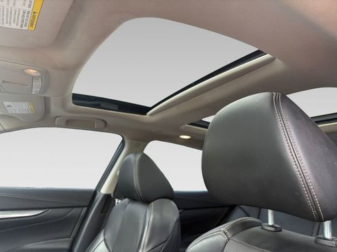 Used 2019 Nissan Maxima 3.5 SL w/ Floor Mat Group image 6