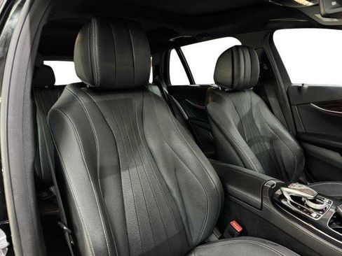 Used 2017 Mercedes-Benz E 400 4MATIC Wagon image 63
