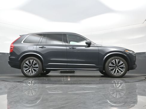 Used 2021 Volvo XC90 T6 Momentum w/ Advanced Package image 33