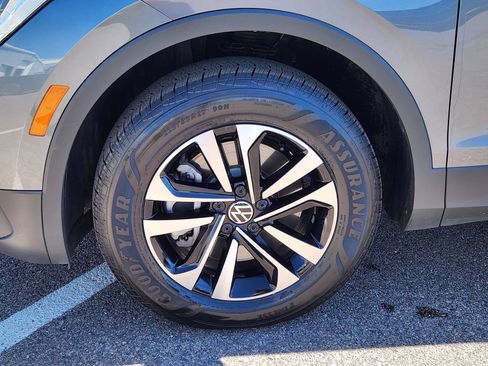 Used 2024 Volkswagen Tiguan S w/ MDO Package, Two-Row AWD/4WD image 8