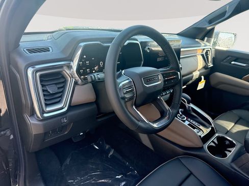 New 2026 GMC Canyon Denali AWD/4WD image 10