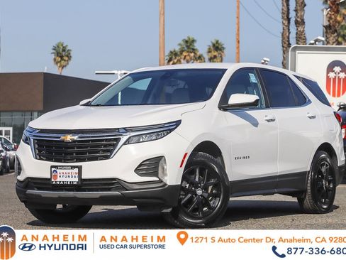 Used 2022 Chevrolet Equinox LT image 1