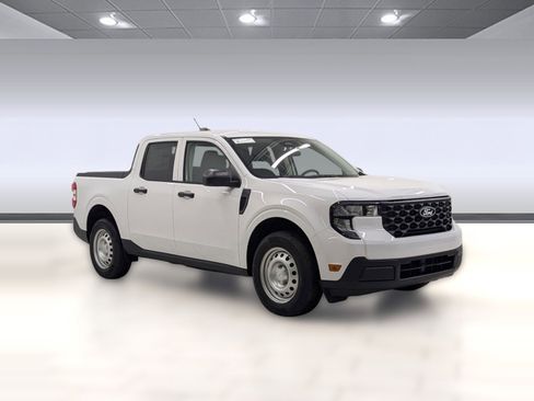 New 2025 Ford Maverick XL w/ Equipment Group 101A image 6