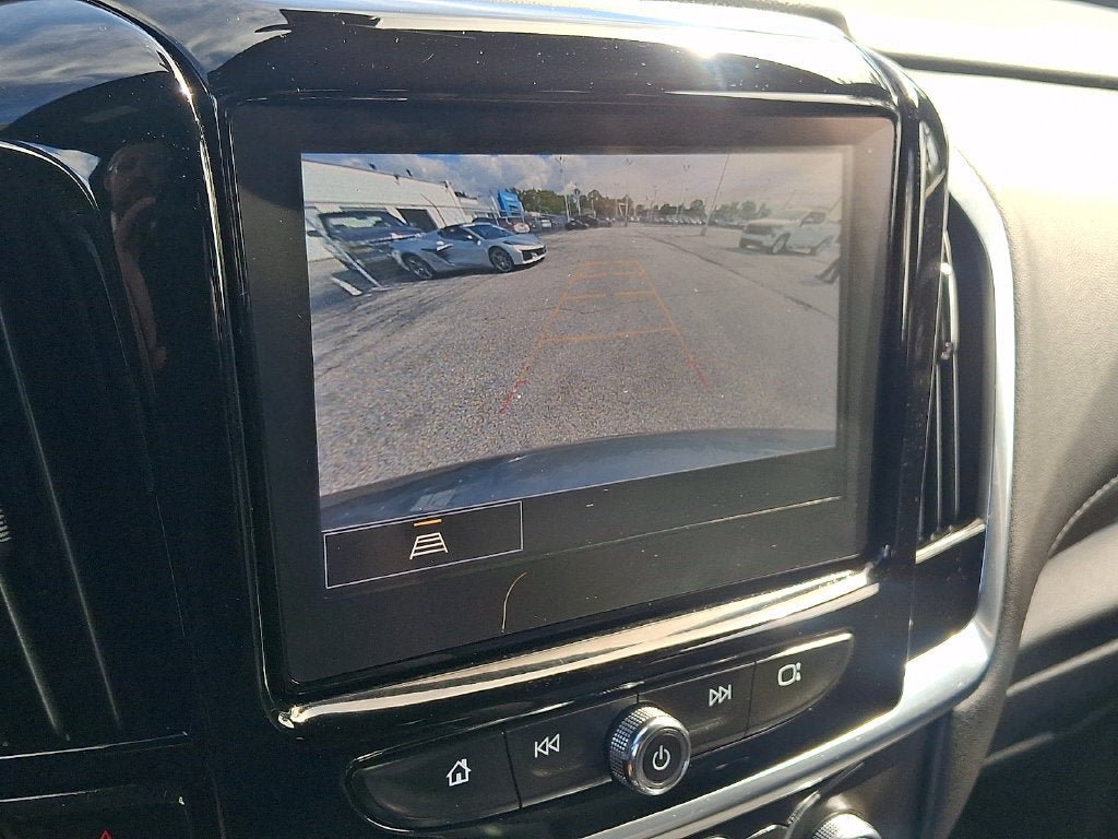 Certified 2023 Chevrolet Traverse LT FWD image 19