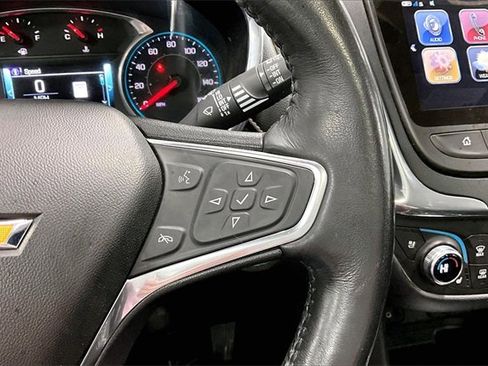 Used 2018 Chevrolet Equinox Premier image 14