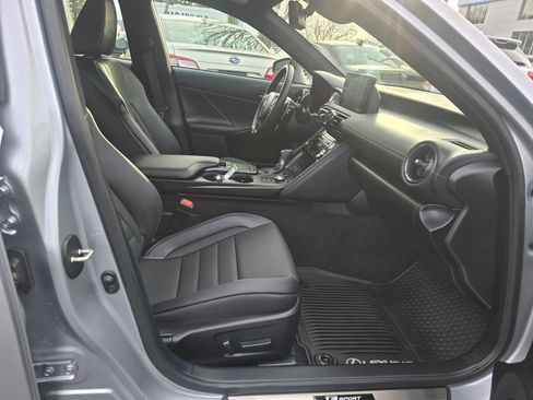 Used 2025 Lexus IS 350 F Sport image 10