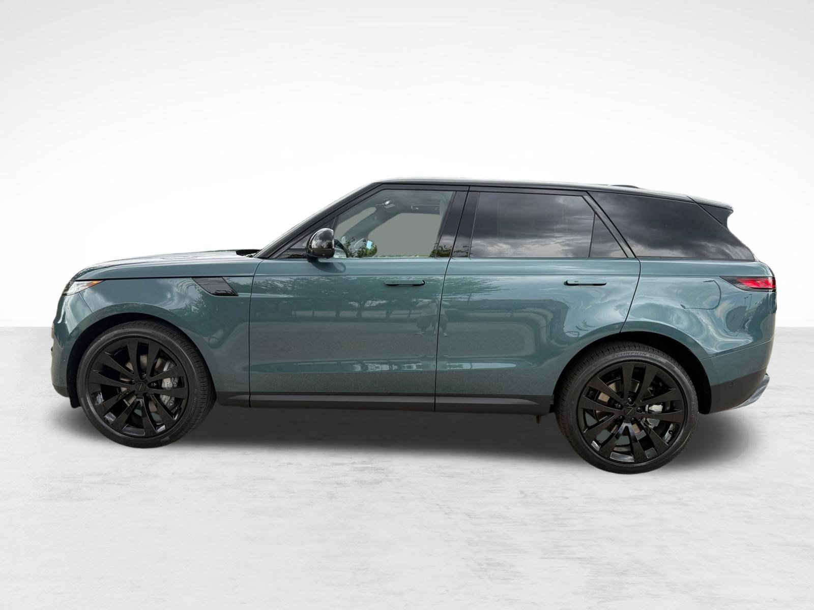 New 2026 Land Rover Range Rover Sport SE AWD/4WD image 2