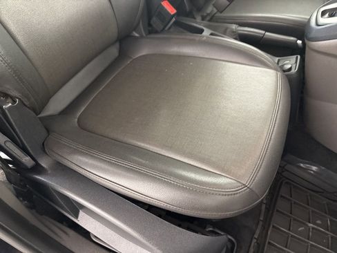 Used 2022 Ford Transit Connect XL FWD image 25