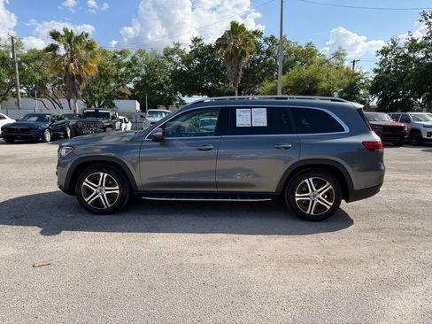 Used 2021 Mercedes-Benz GLS 450 4MATIC image 3