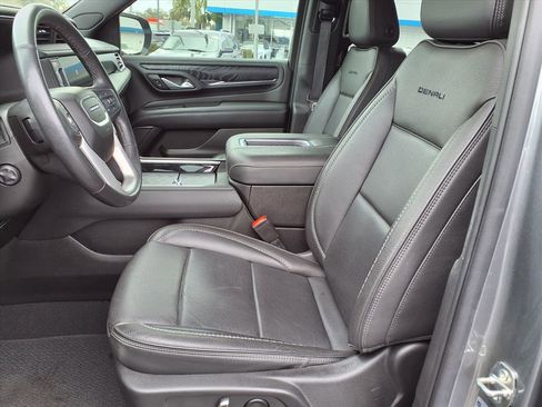 Used 2022 GMC Yukon Denali w/ Max Trailering Package image 13