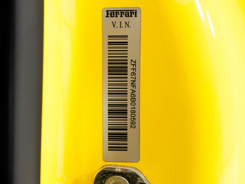 Used 2011 Ferrari 458 Italia Coupe RWD image 78