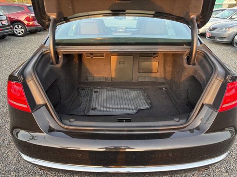 Used 2011 Audi A8 L 4.2 image 9