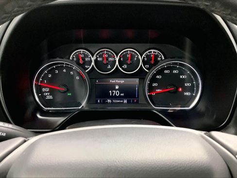 Used 2021 Chevrolet Suburban Z71 w/ Z71 Signature Package image 25