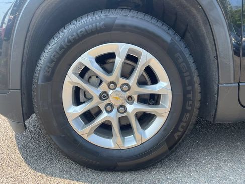 Used 2019 Chevrolet Traverse LS AWD/4WD image 10