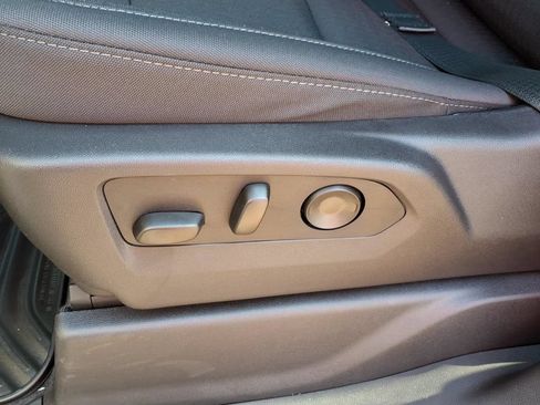 New 2026 Chevrolet Silverado 1500 Custom AWD/4WD image 16
